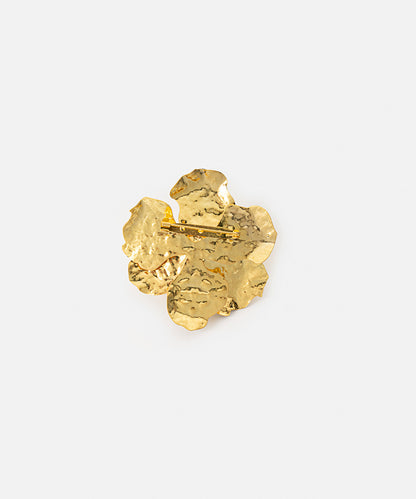 Flower brooch