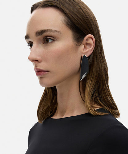 Metal plate earrings
