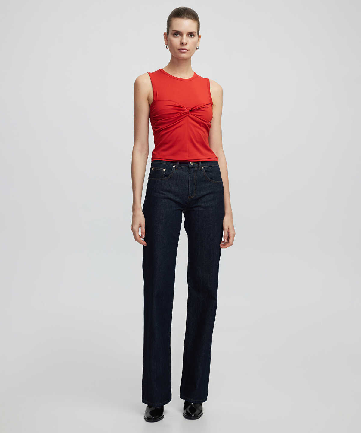 T-Shirt With Knot