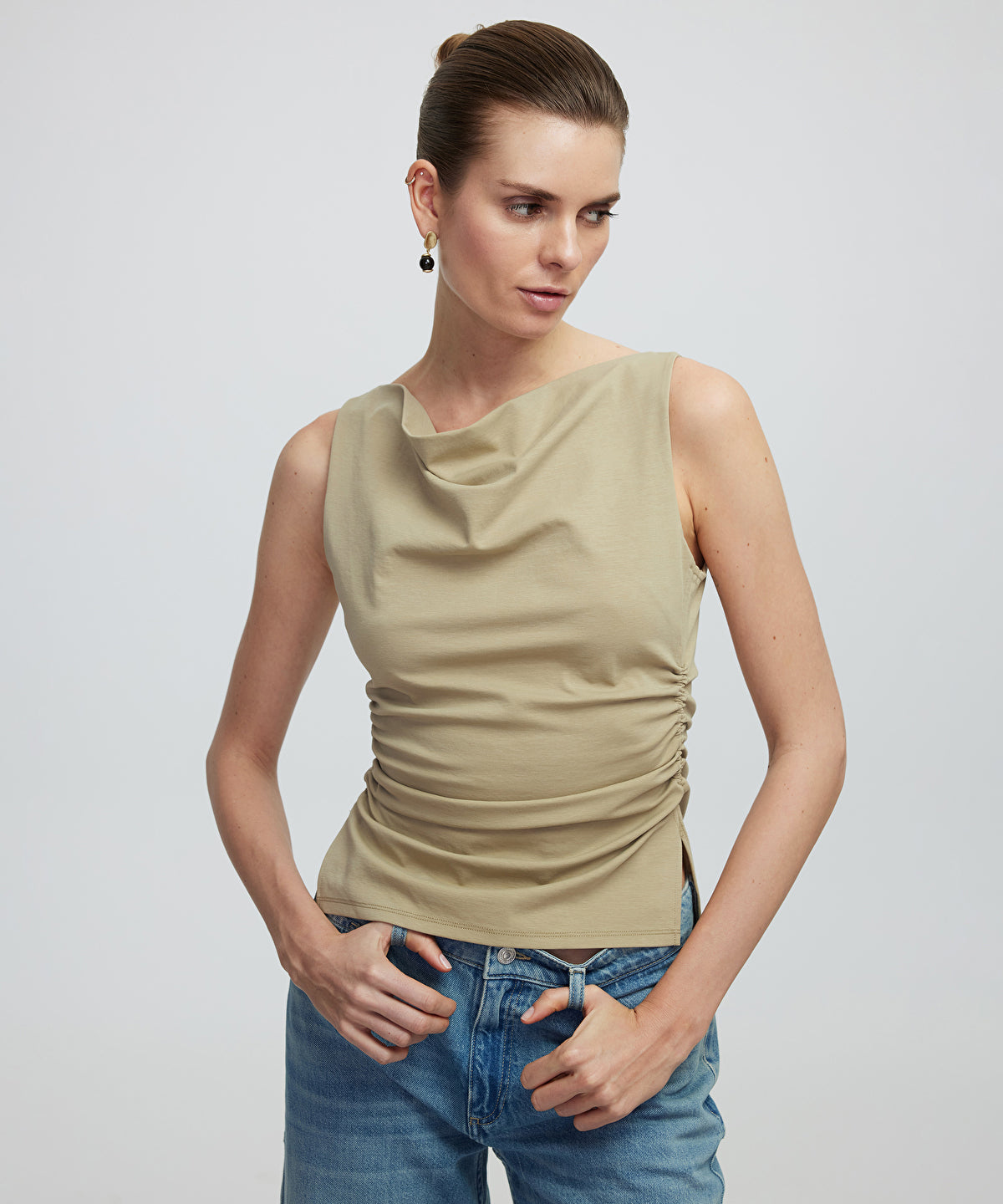 Zoomed Gathered T-Shirt