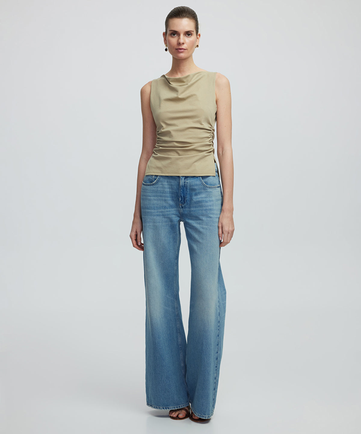 Zoomed Gathered T-Shirt
