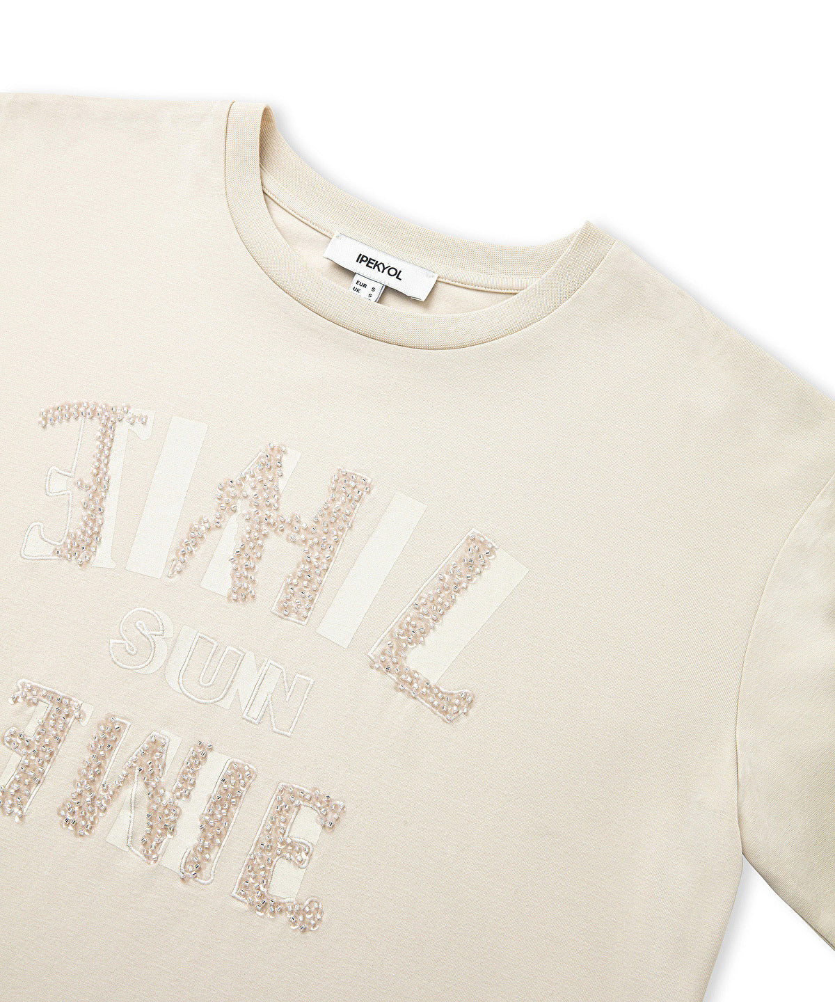 Zoomed Printed Embroidered T-Shirt