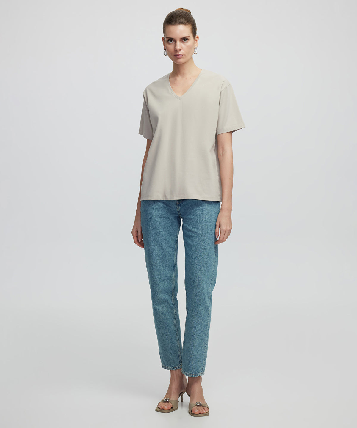 Zoomed V-Neck T-Shirt