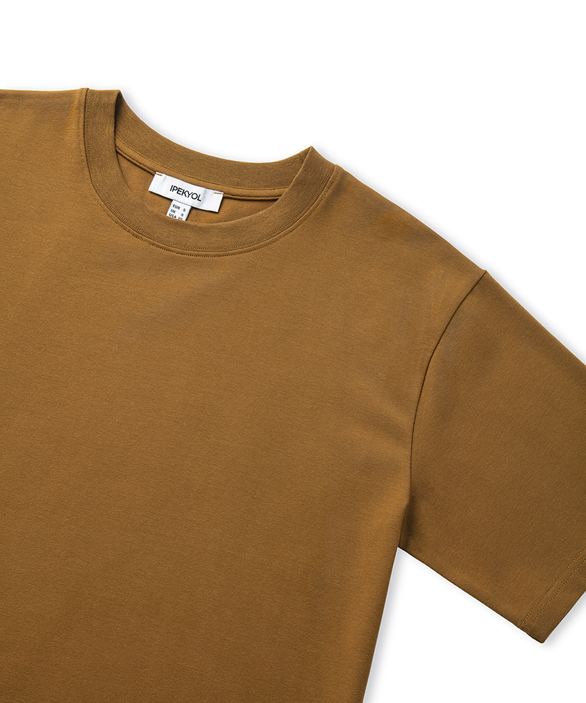 Zoomed Basic T-Shirt