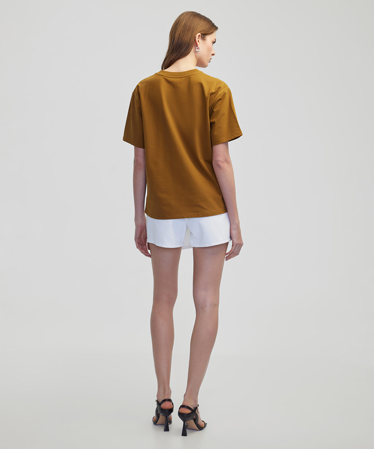 Zoomed Basic T-Shirt