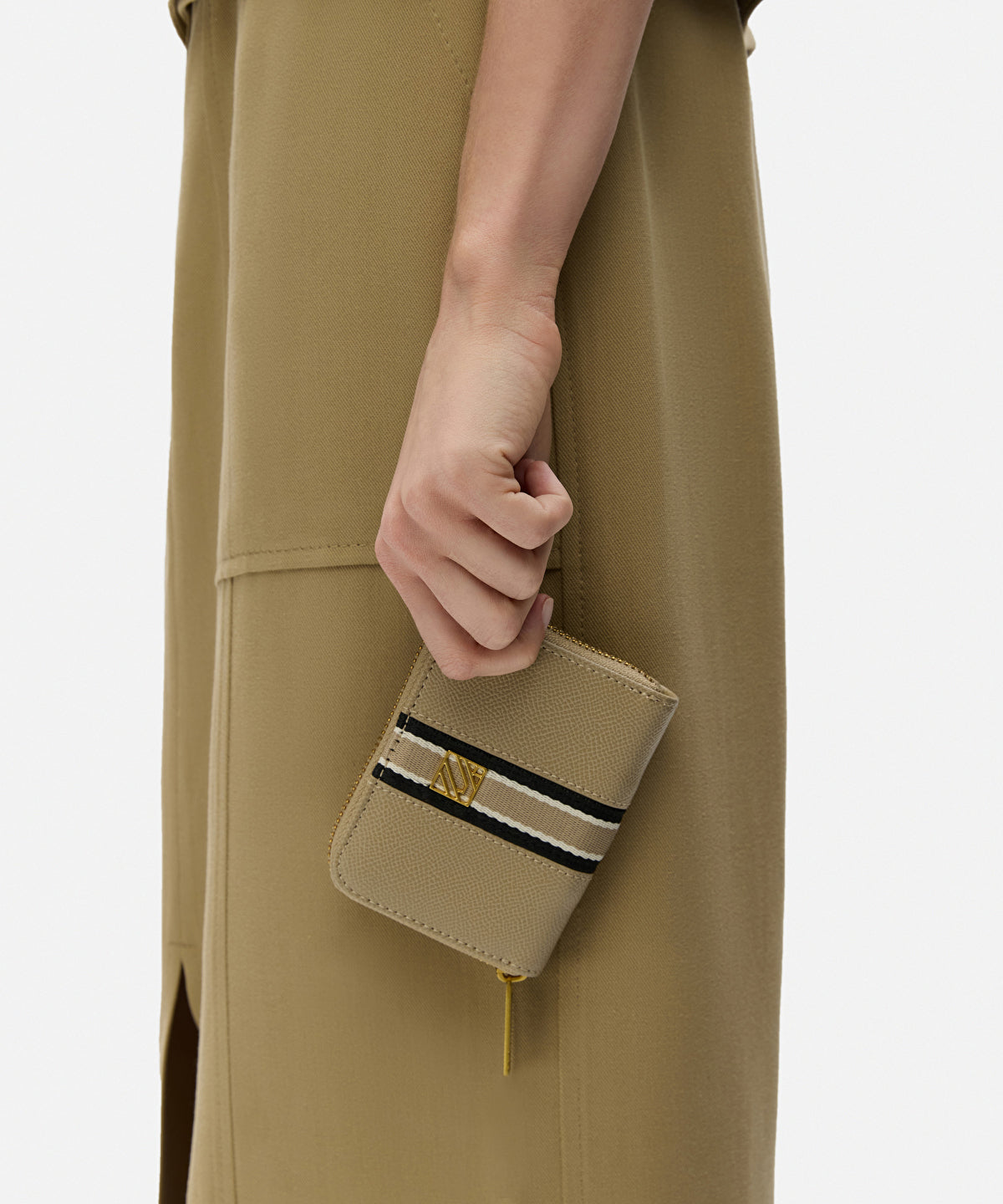 Zoomed Grosgrain Stripe Wallet
