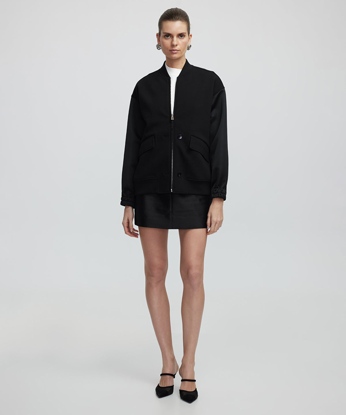 Zoomed Sweatshirt With Adjustable Buttons
