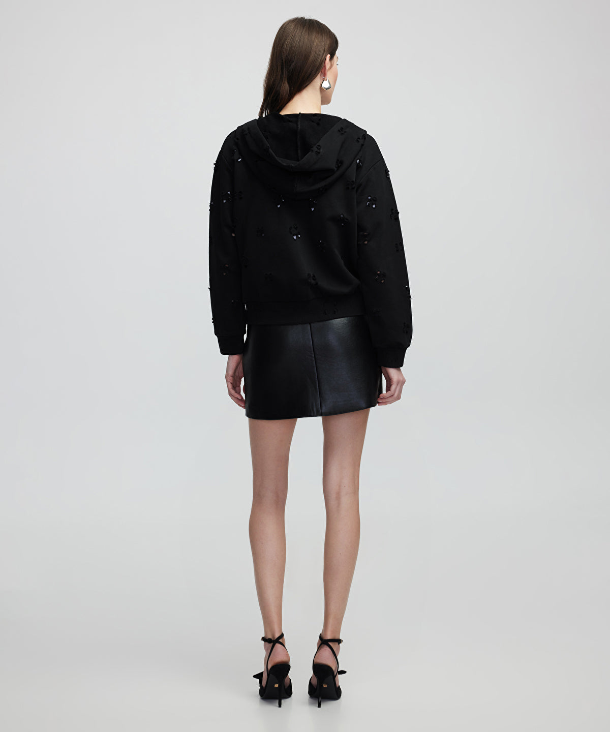 Zoomed Cut-Out Sweatshirt