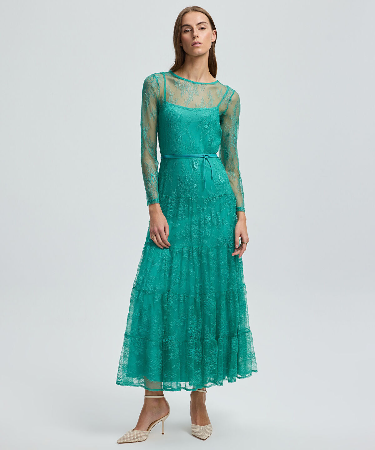 Zoomed Lace Dress with Tiered Skirt
