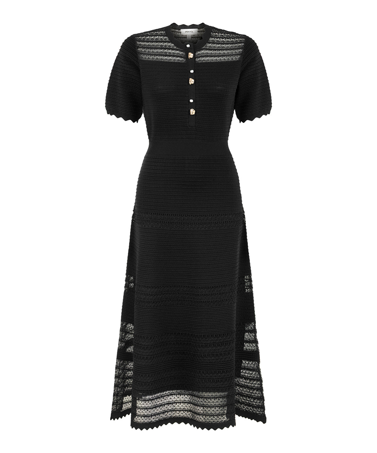 Zoomed Knit Dress with Decorative Buttons