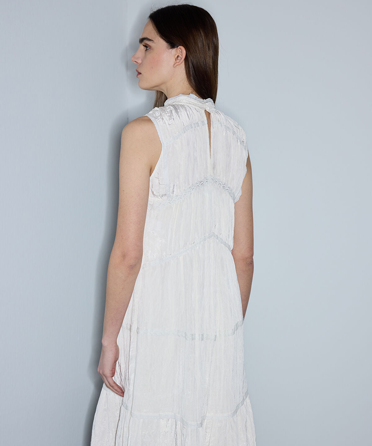 Zoomed Crinkled Lace-Trim Midi Dress