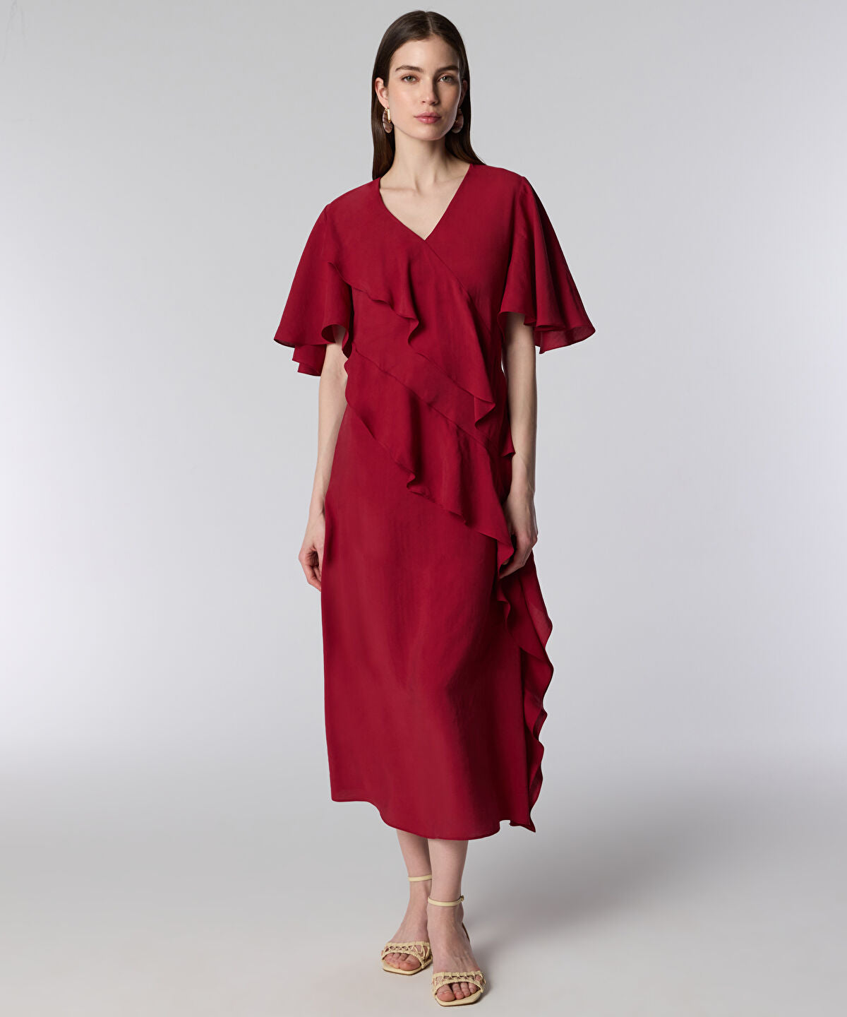 Zoomed Diagonal Ruffle Midi Dress