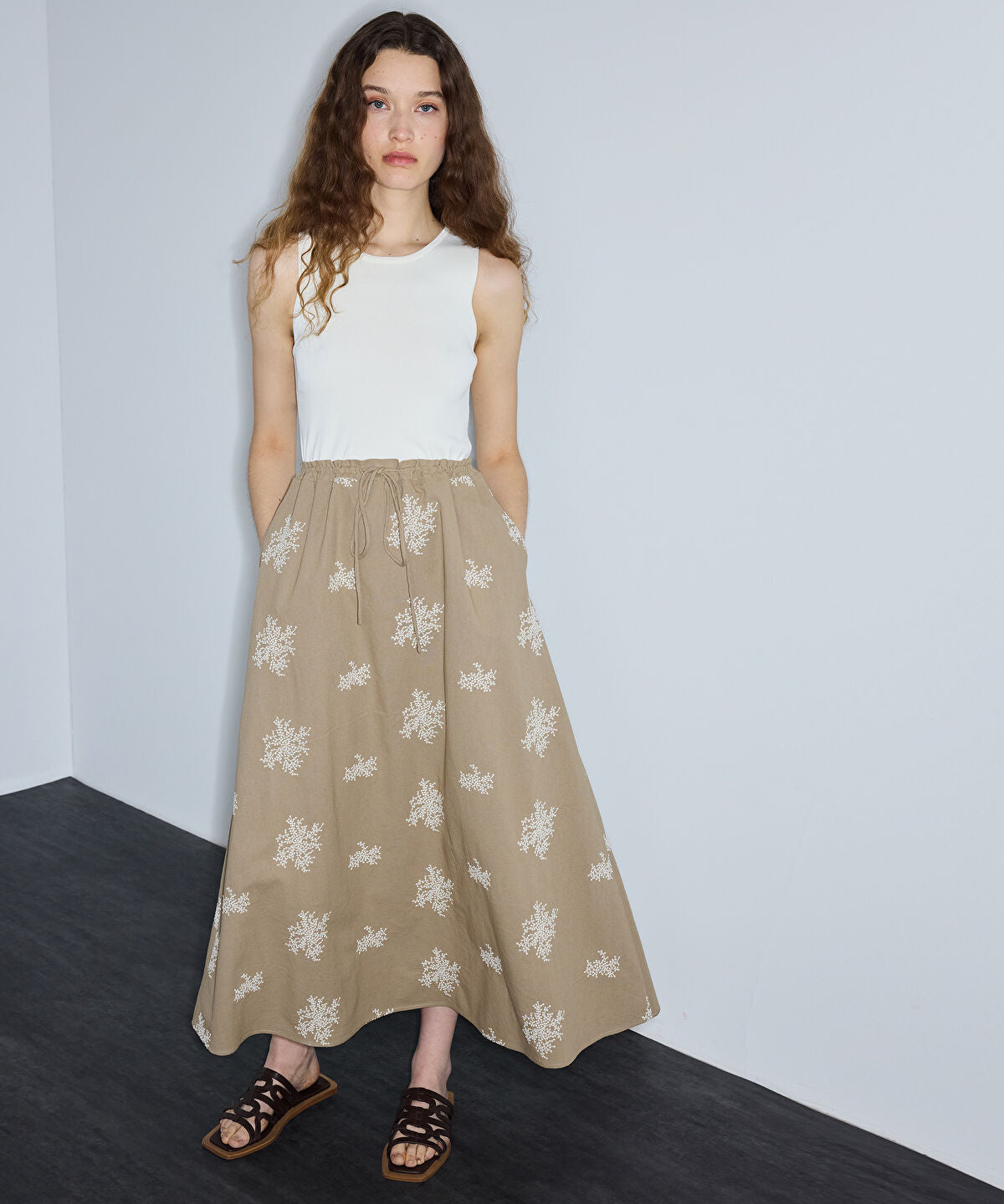 Zoomed Color-Block Embroidered Dress