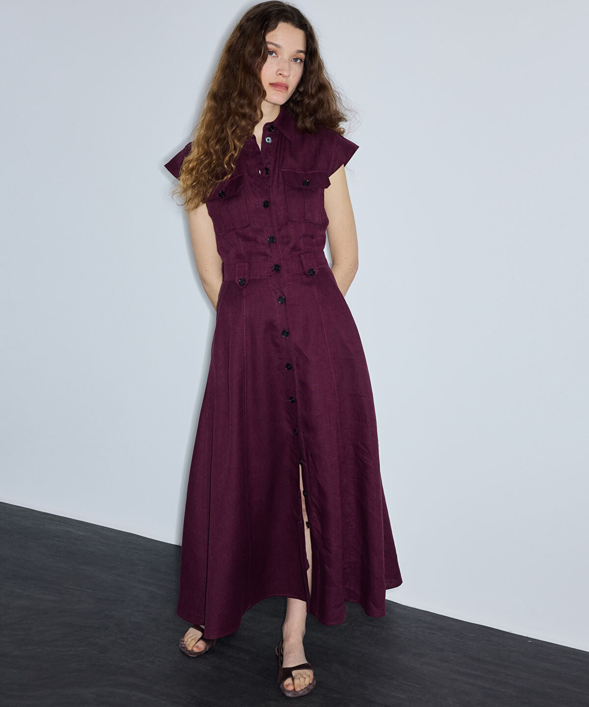 Zoomed Button-Accented Linen Dress