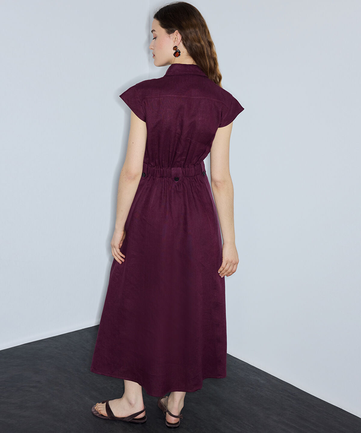 Zoomed Button-Accented Linen Dress