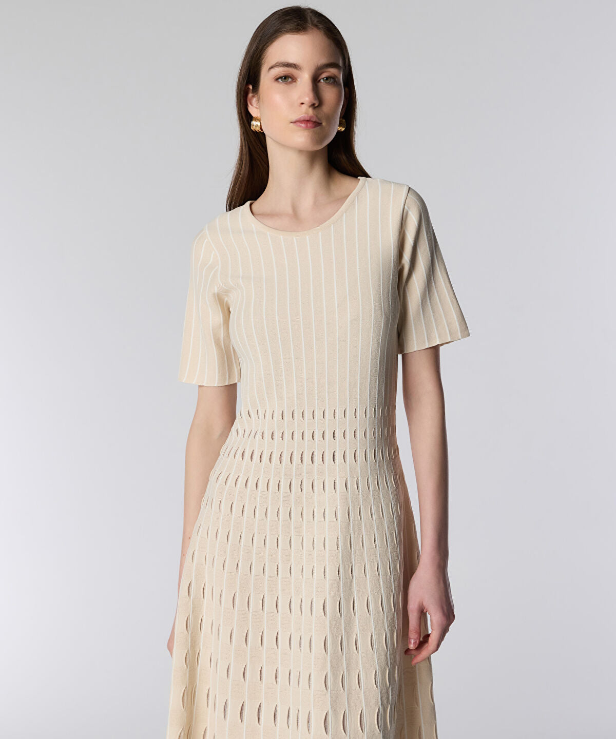 Zoomed DRESS