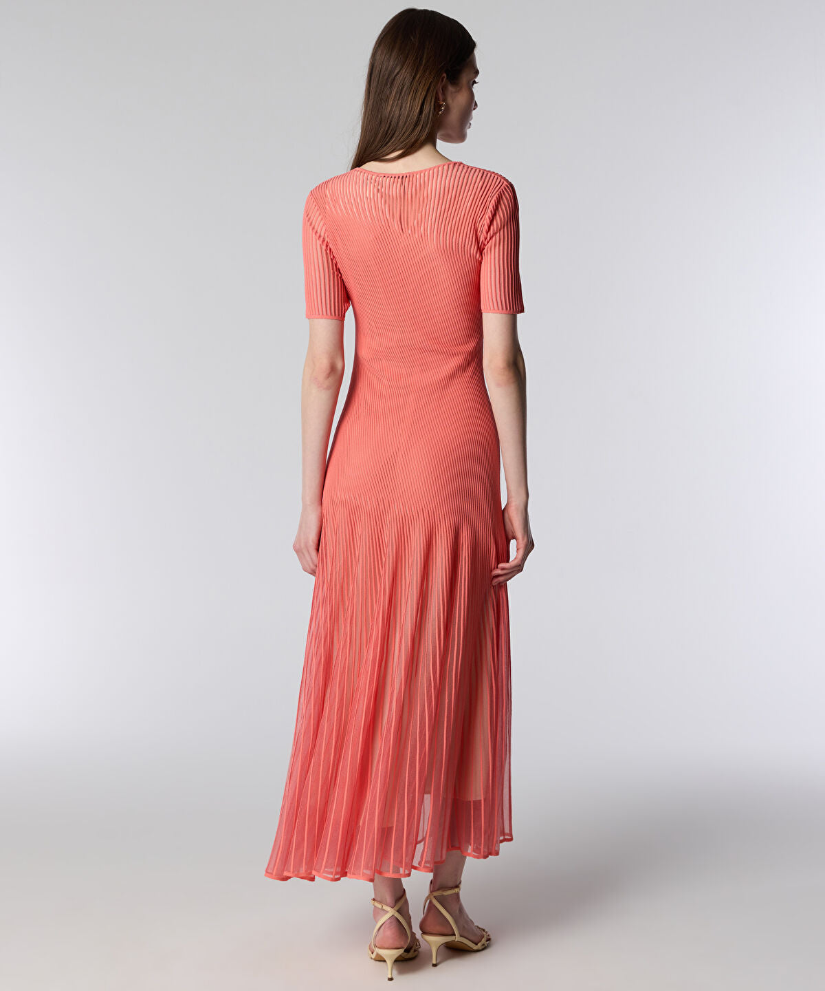 Zoomed DRESS