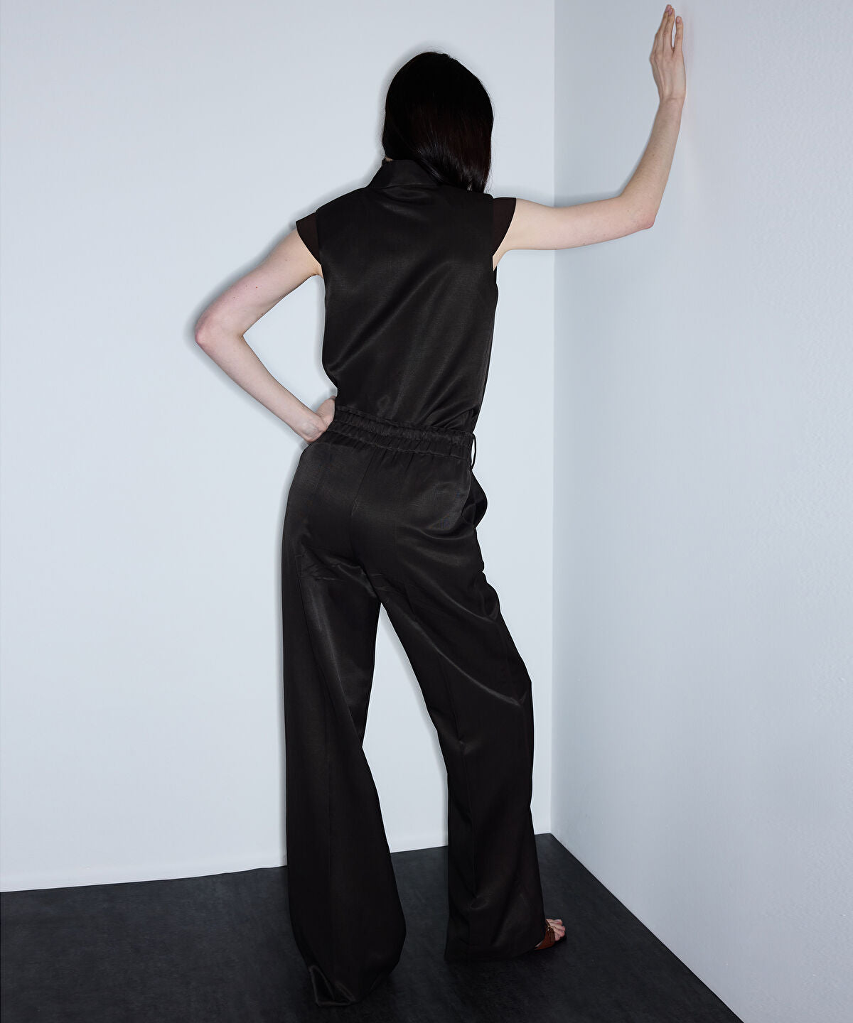 Zoomed Tie Waist Trousers