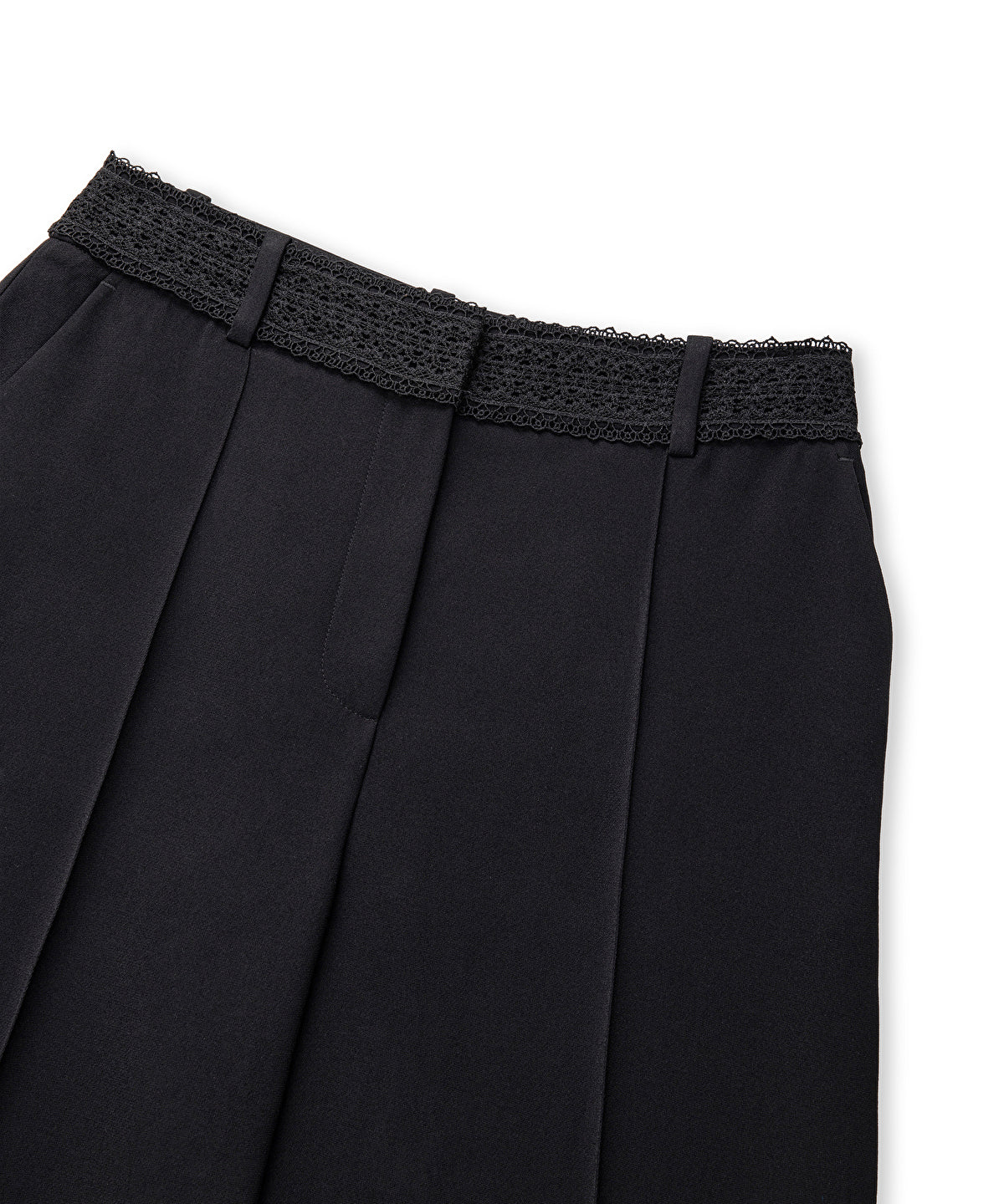 Zoomed Lace Applique Trousers