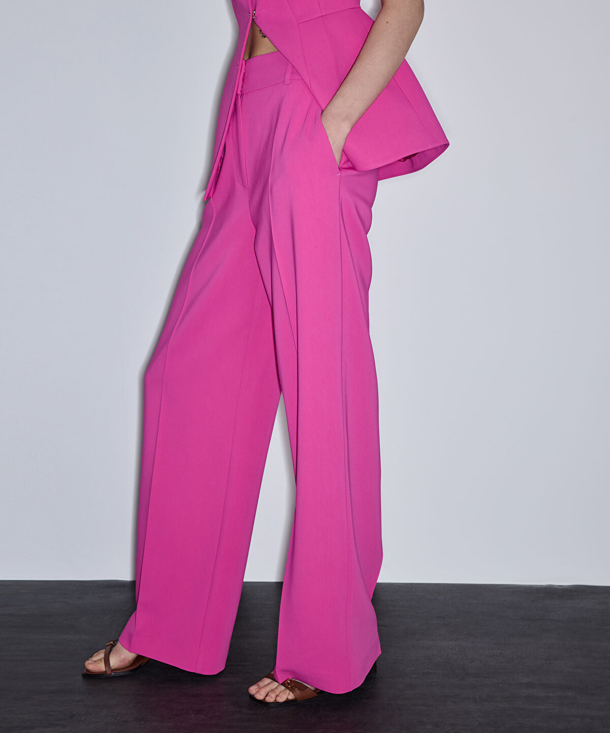 Zoomed Wide-Leg Trousers