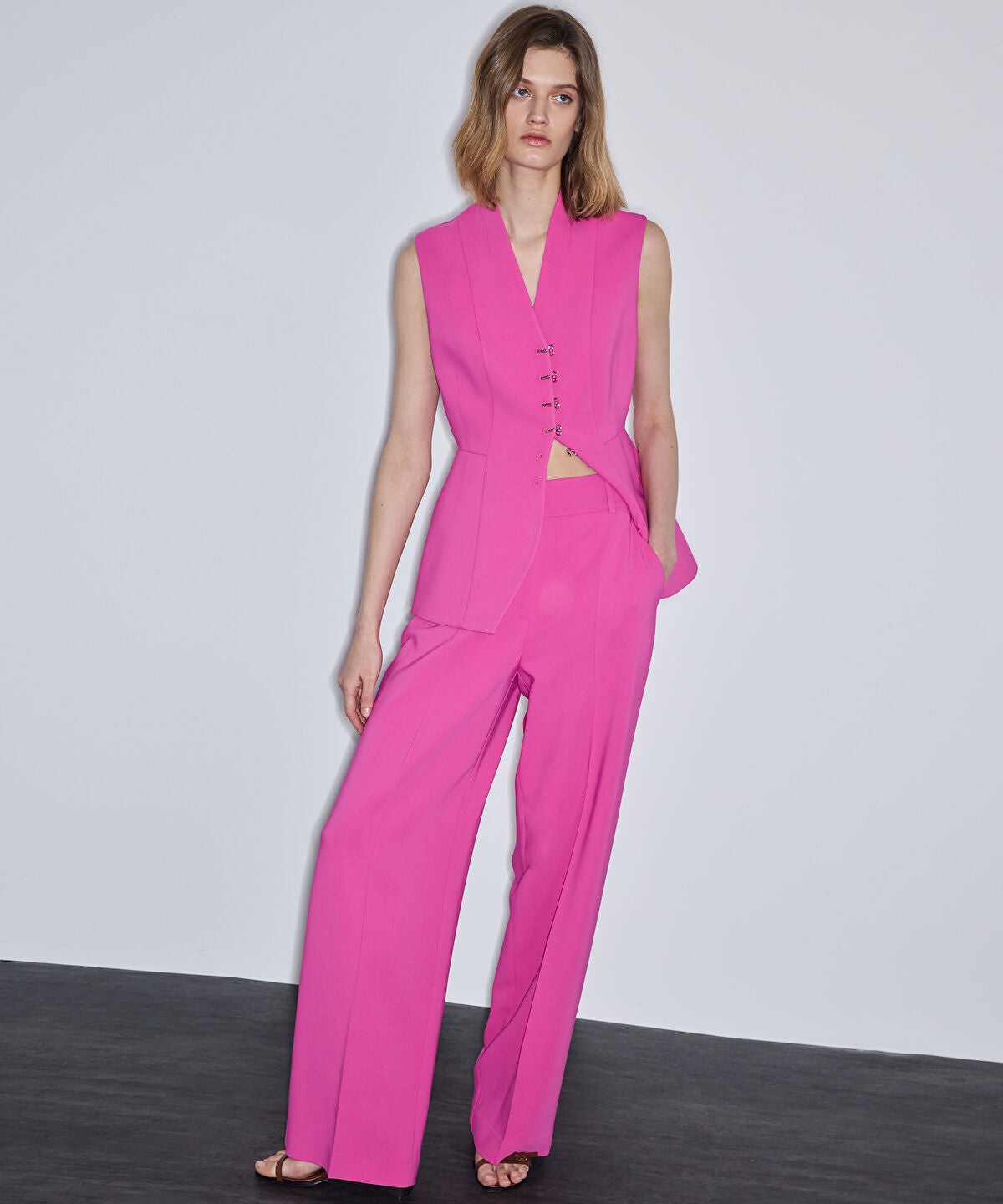 Zoomed Wide-Leg Trousers