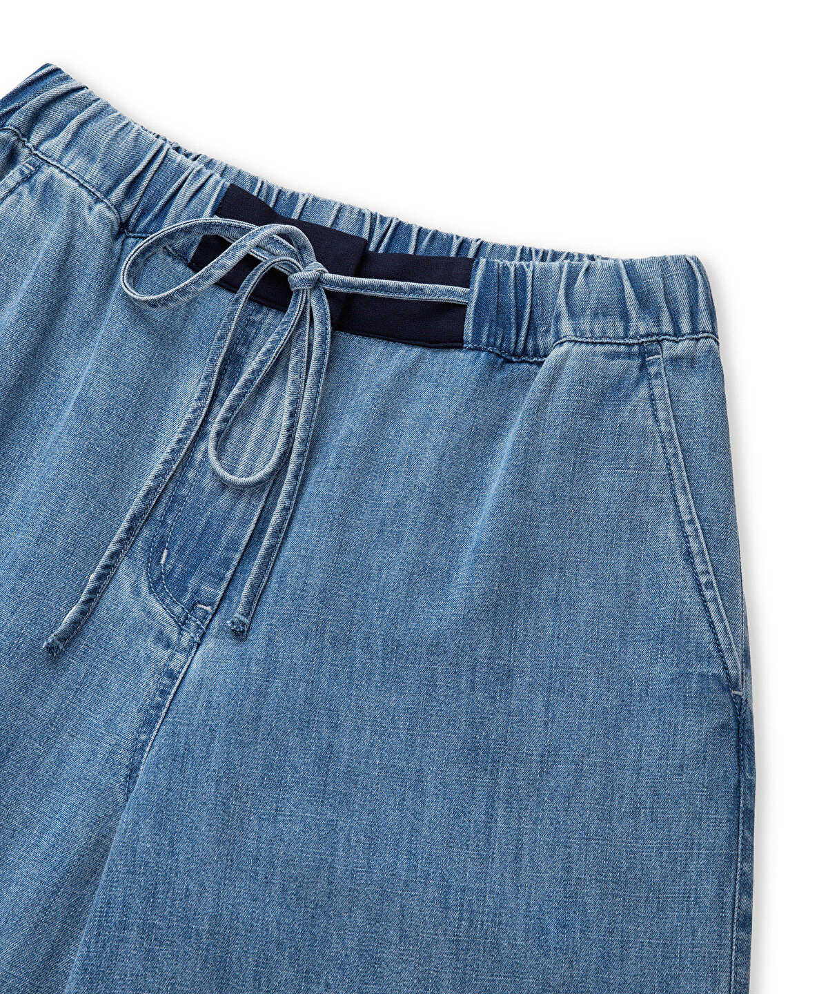Contrast Waistband Jeans