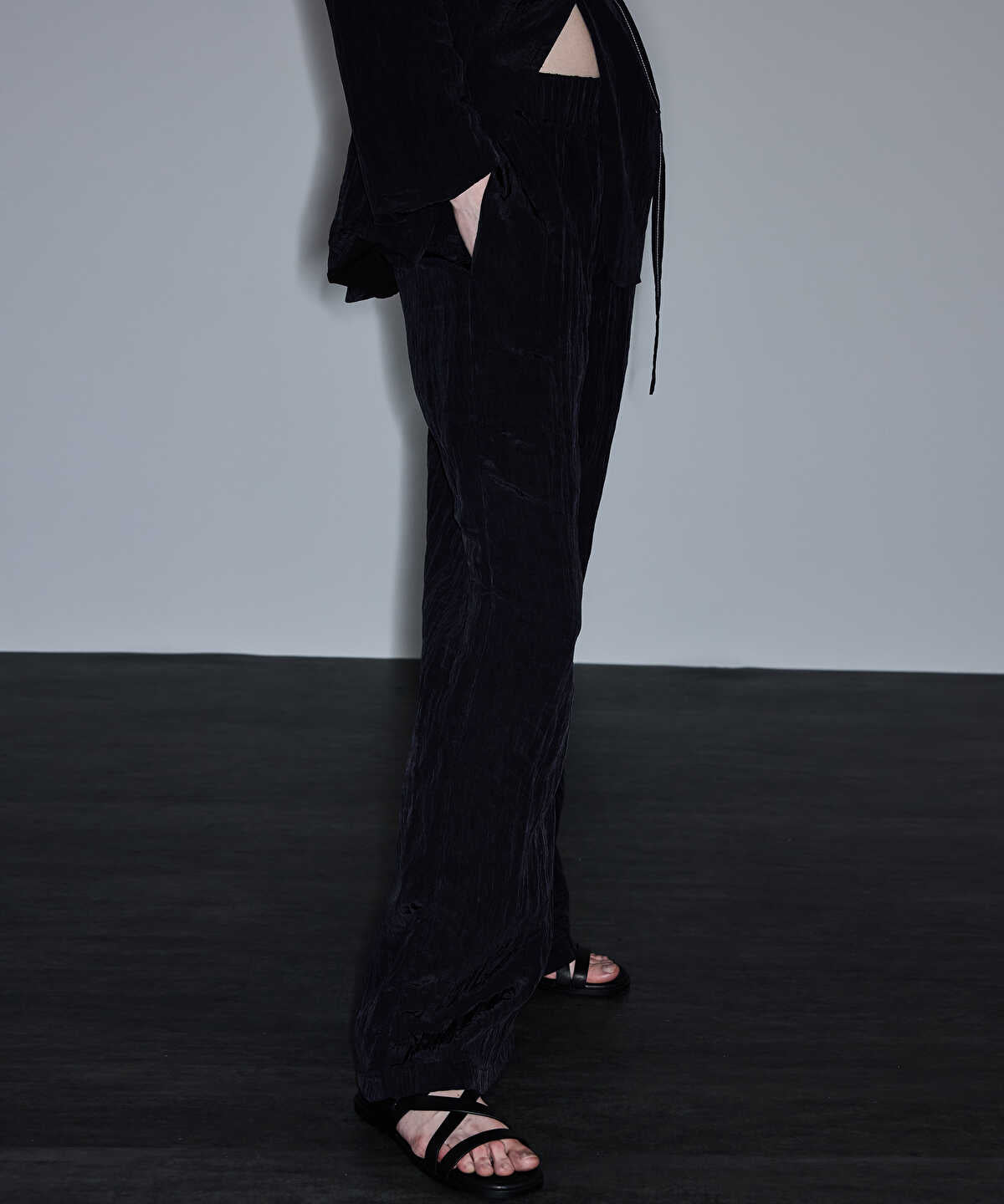 Crinkle-Effect Trousers 