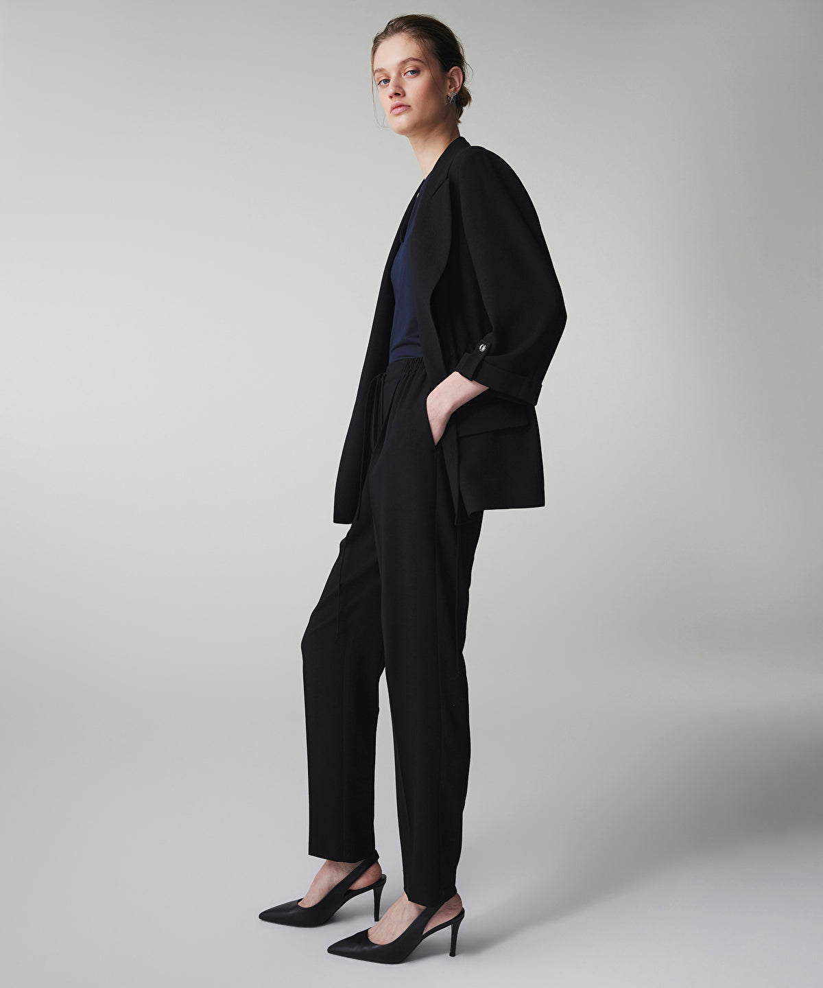 Zoomed Elastic Waist Trousers
