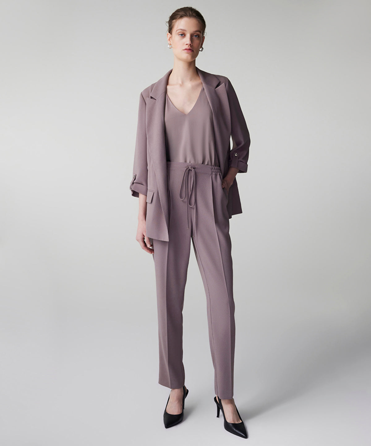 Zoomed Elastic Waist Trousers