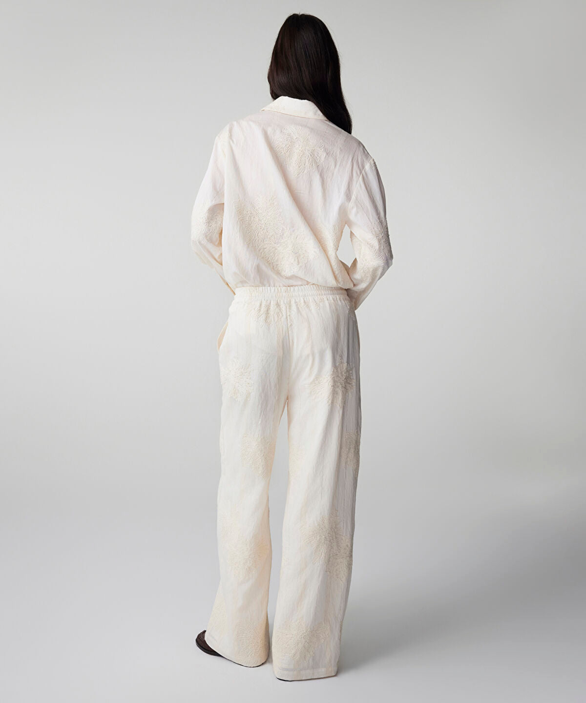 Zoomed Embroidered Trousers