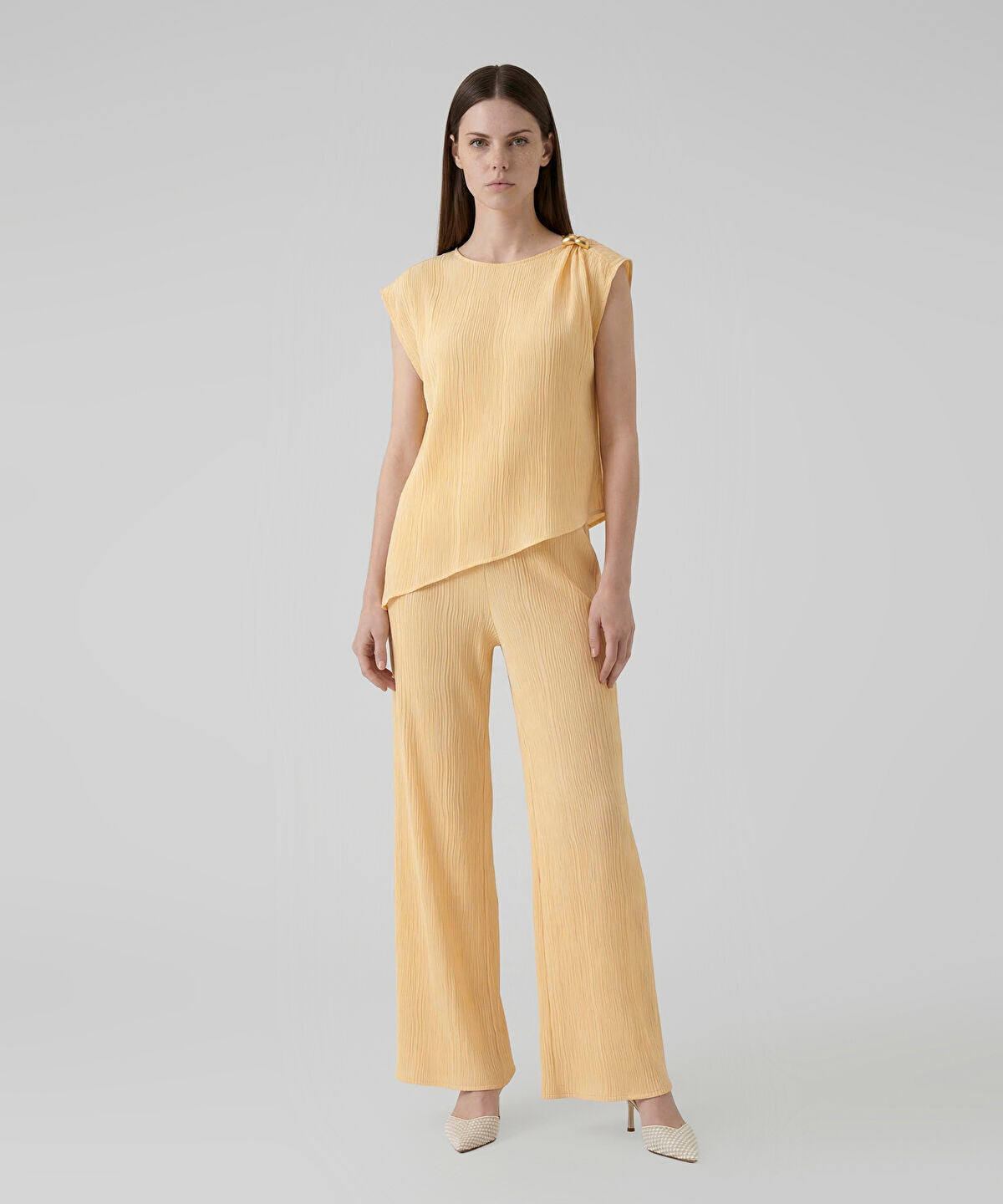 Zoomed Crinkle-Effect Wide-Leg Trousers