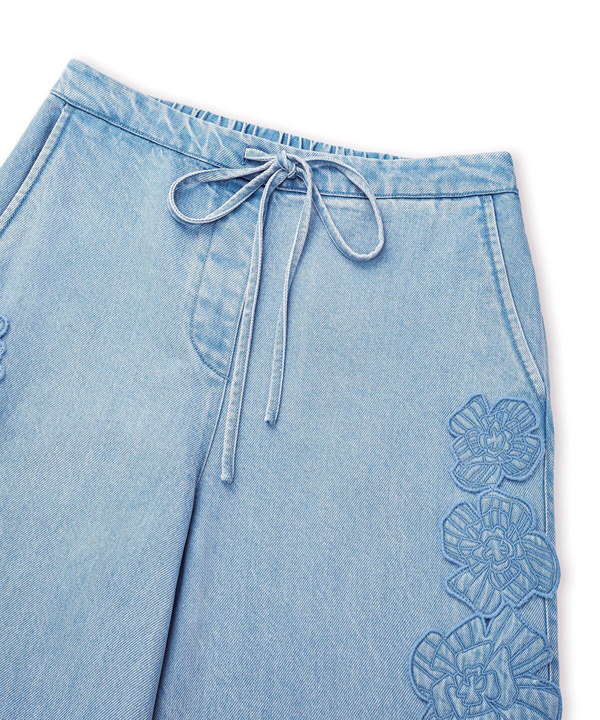 Zoomed Floral Applique Wide-Leg Trousers
