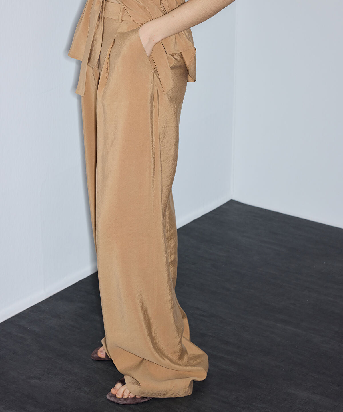 Zoomed Wide-Leg Trousers