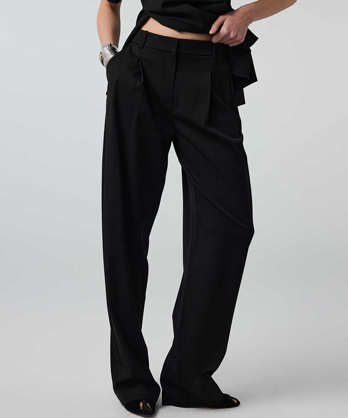 Viscose-Blend Wide-Leg Trousers