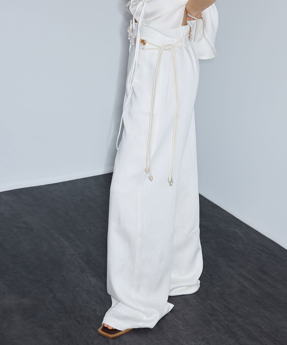 Linen-Blend Wide-Leg Trousers