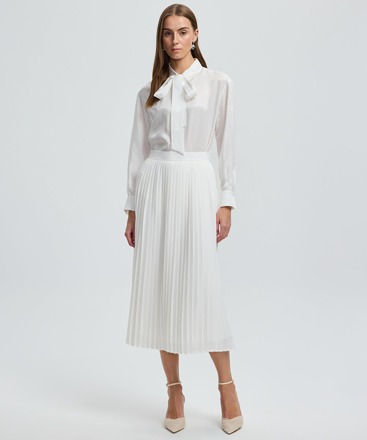 Zoomed Pleated Midi Skirt