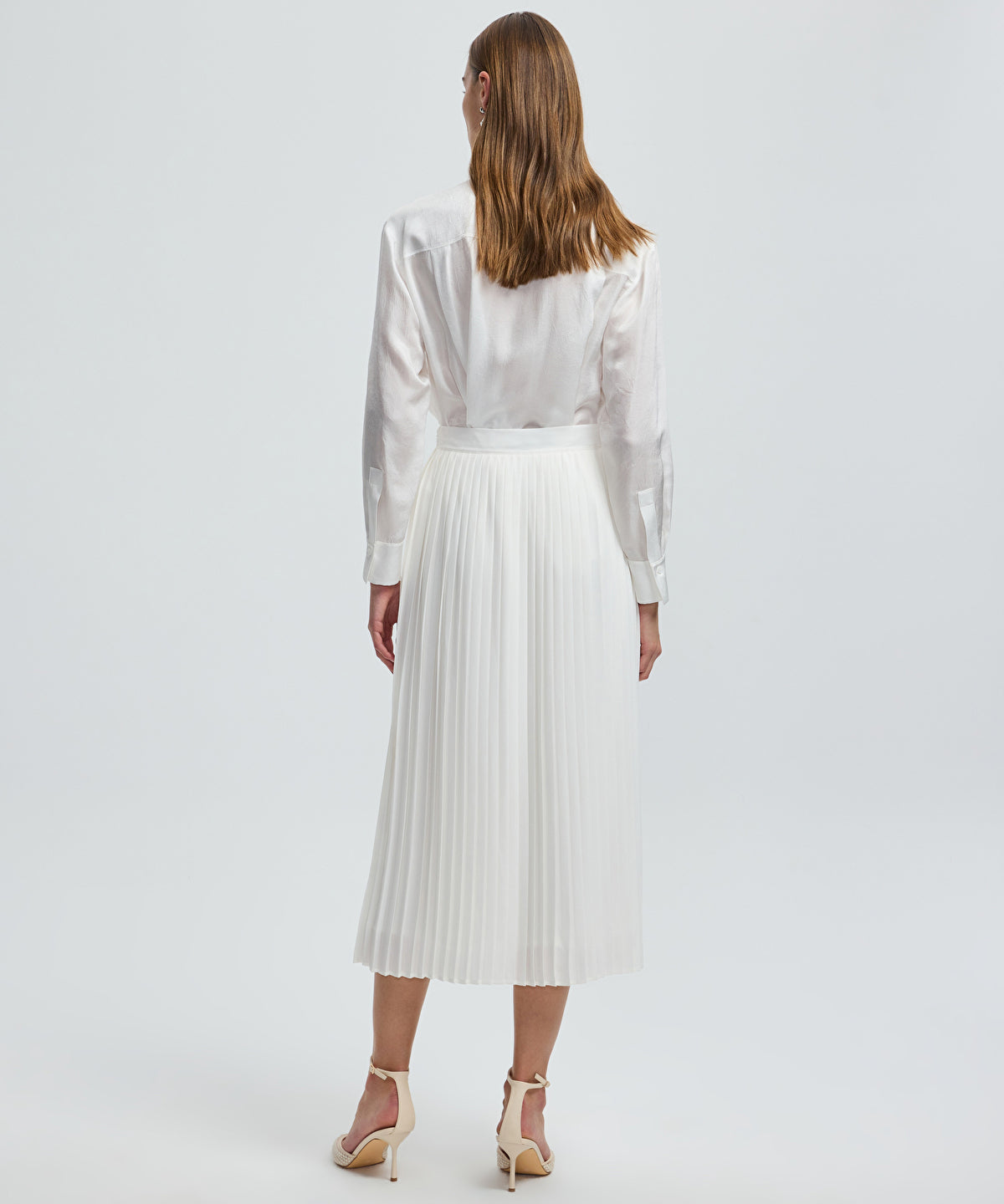 Zoomed Pleated Midi Skirt