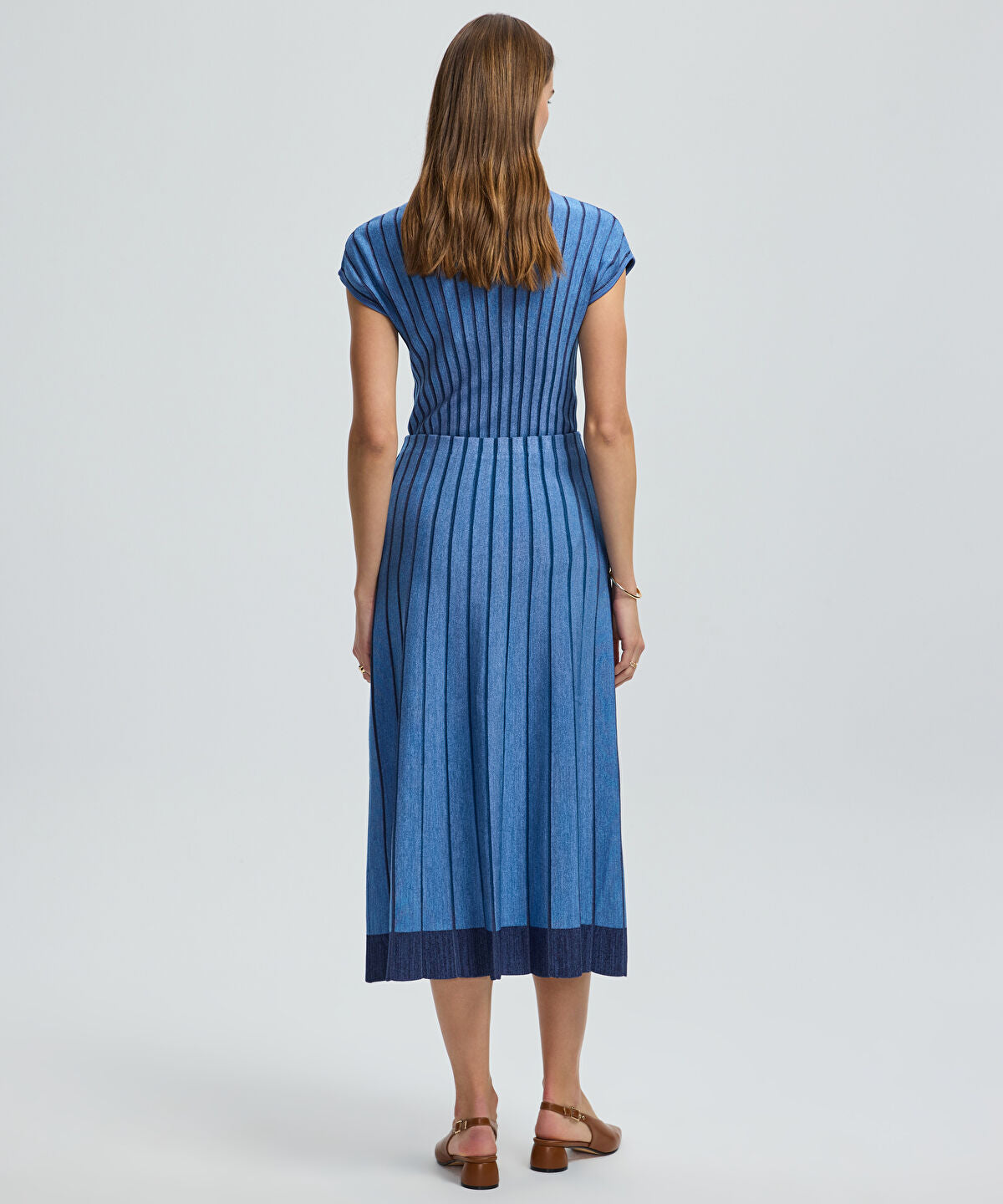 Zoomed Contrast Trim Knit Skirt