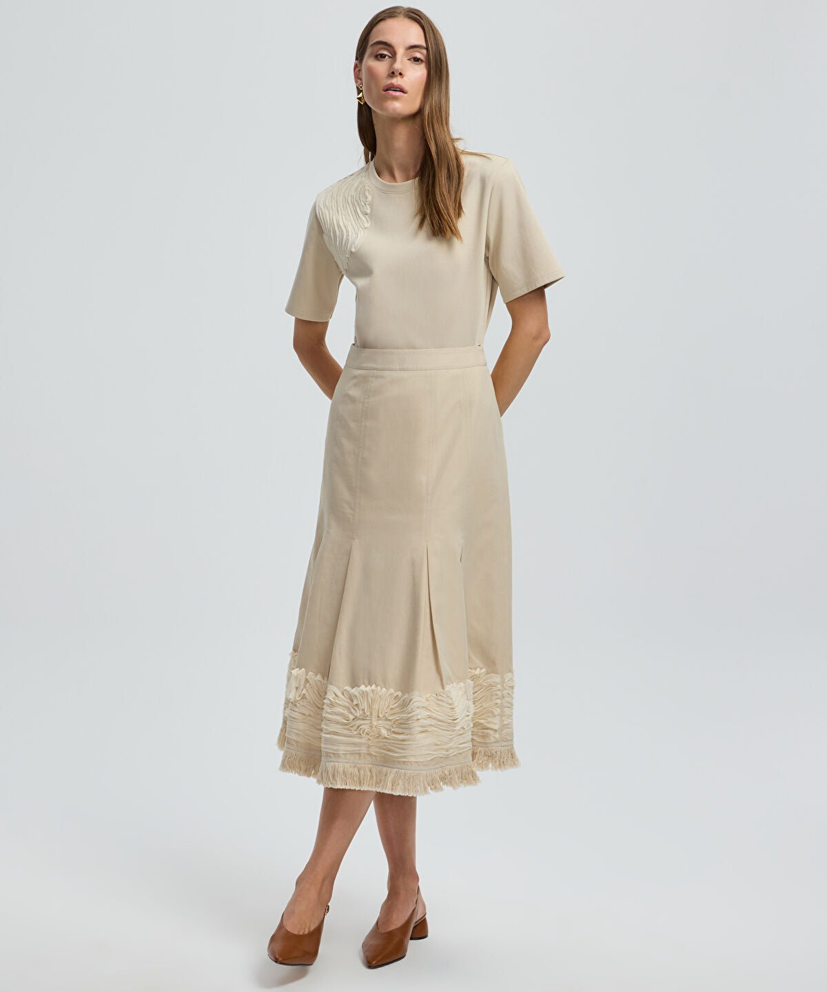 Zoomed Embroidered Midi Skirt