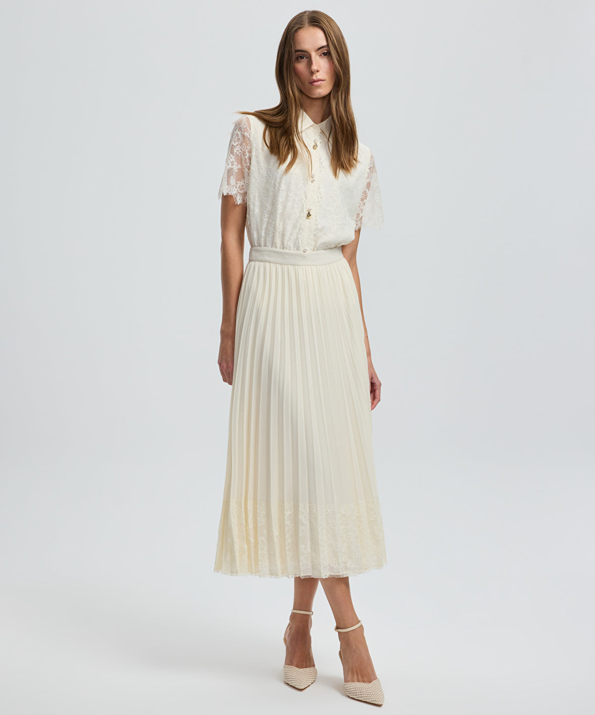 Zoomed Pleated Lace Hem Midi Skirt