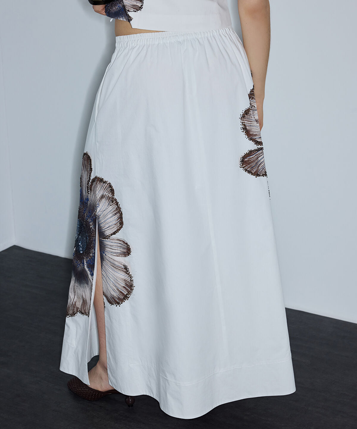 Zoomed Beaded Floral Maxi Skirt