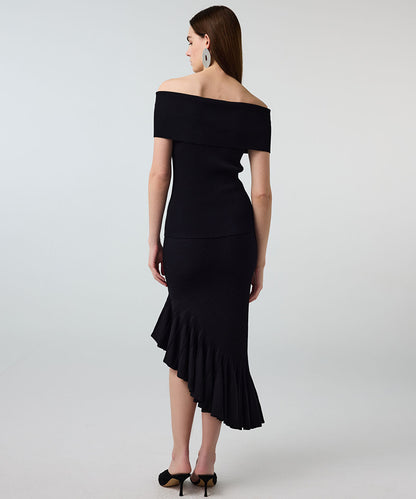 Asymmetric Knit Skirt