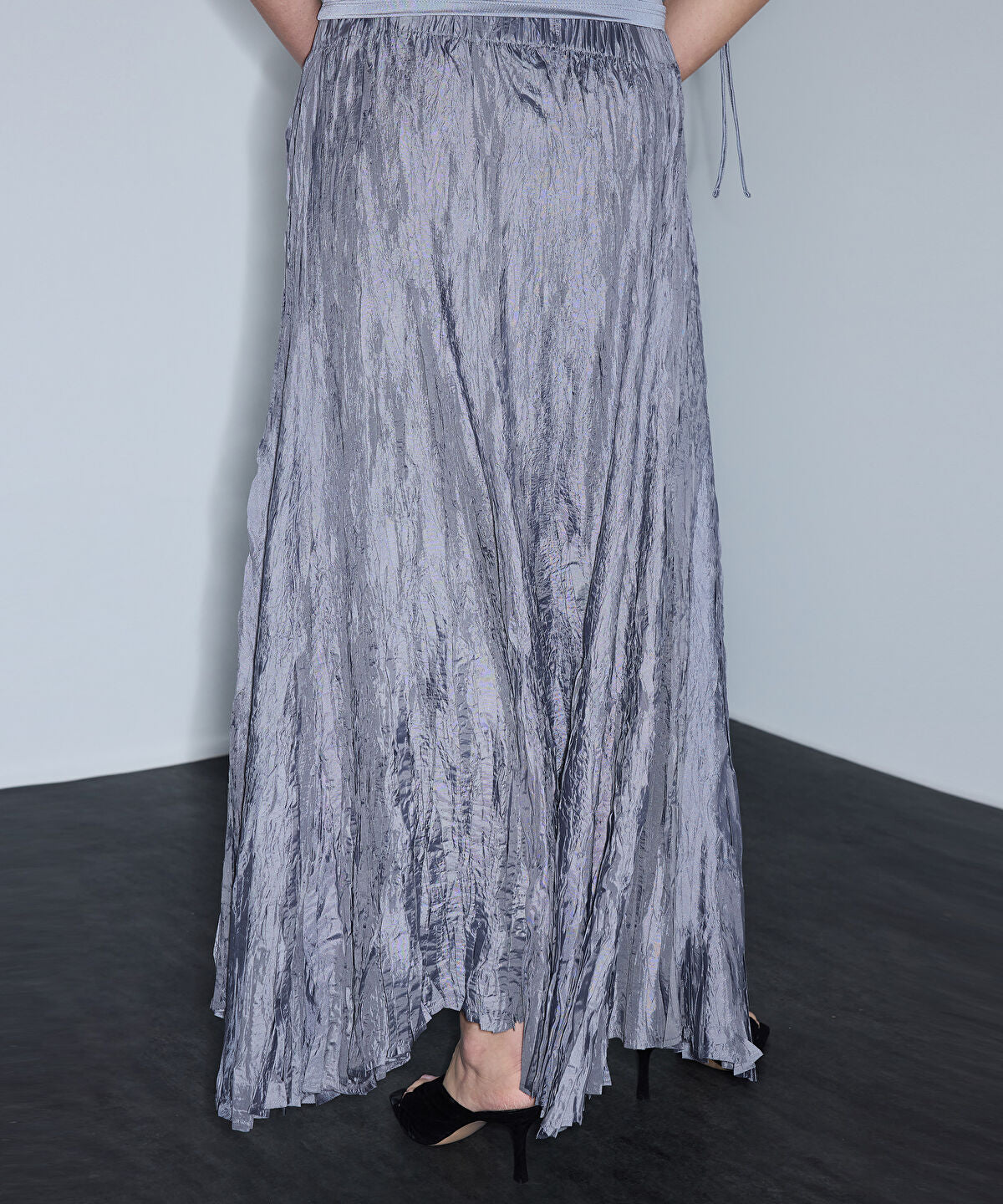 Zoomed Metallic-Effect Skirt