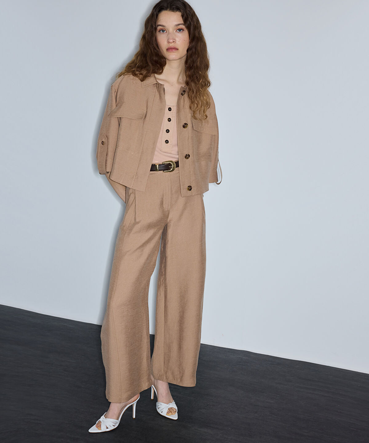 Zoomed Balloon Hem Jacket