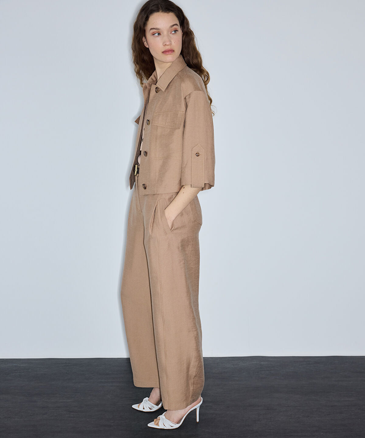 Zoomed Balloon Hem Jacket