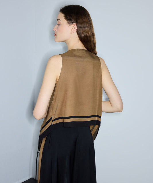 Asymmetric Contrast-Trimmed Blouse