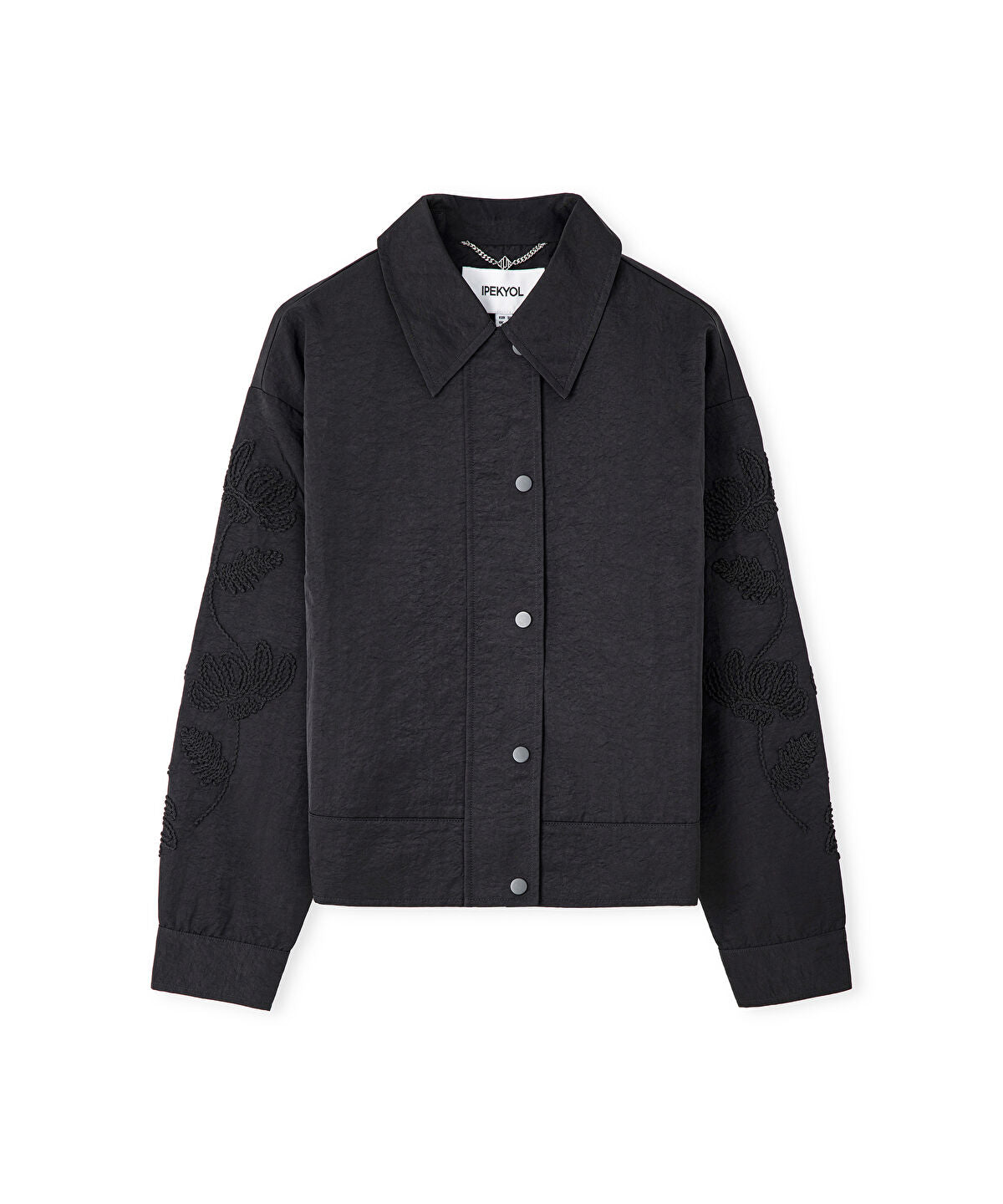 Zoomed Emboridered Coat