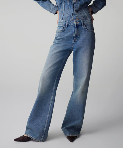 Wide-Leg Jeans