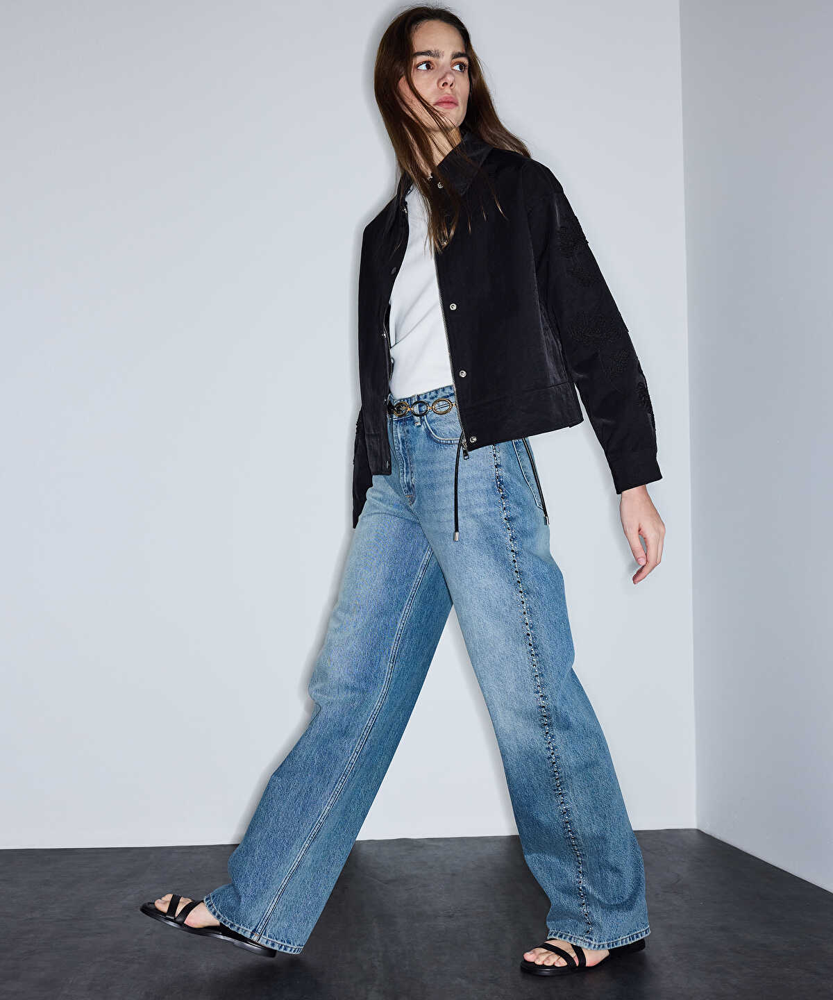Stud-Embellished Wide Leg Jeans