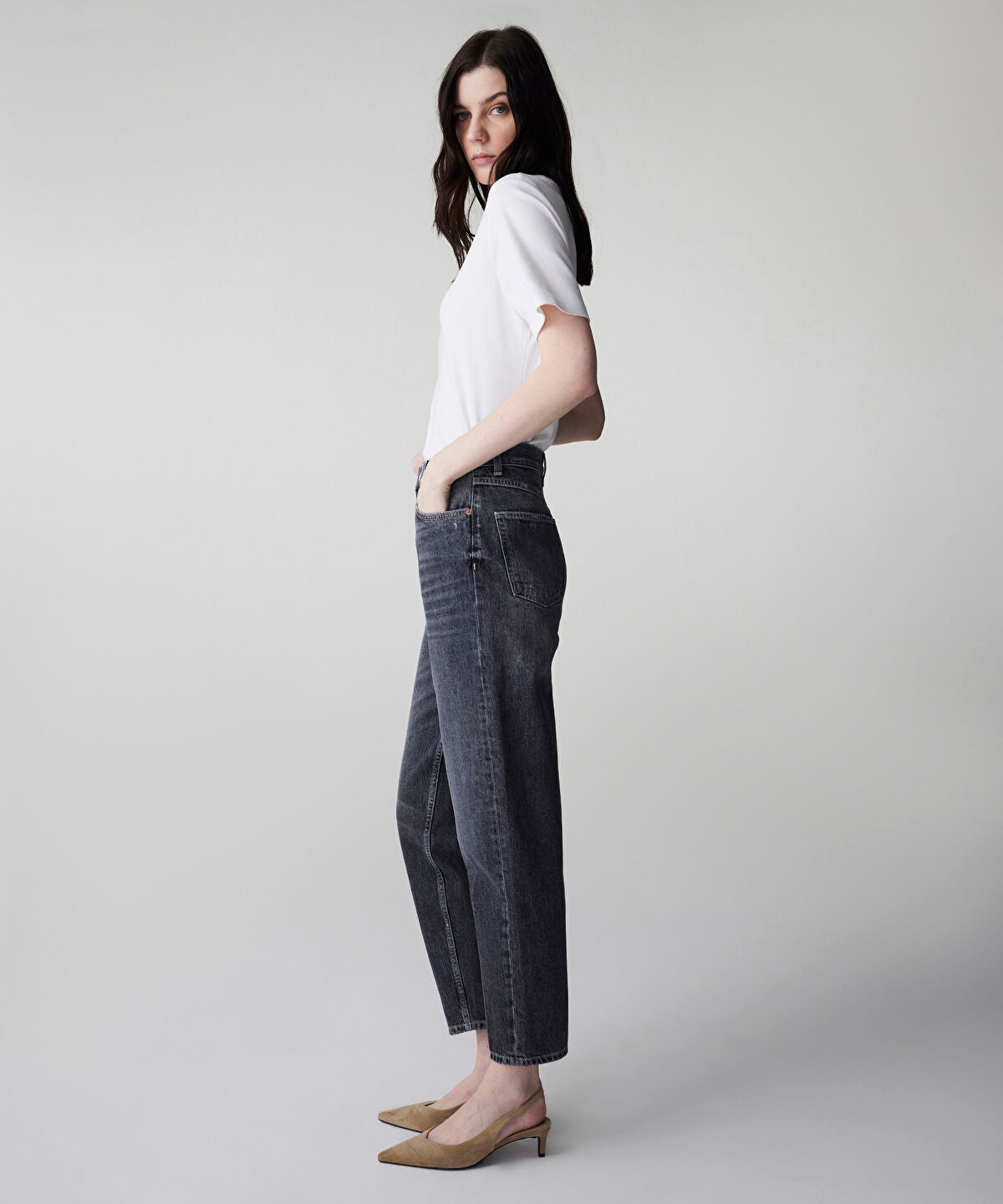 Zoomed Carrot Jeans